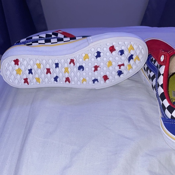 Vans - Picture 4 of 5